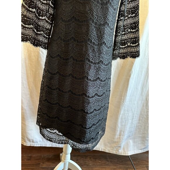 White House Black Market Scallop Victorian Lace Shift Cocktail‎ Party Dress Sz M - Picture 6 of 11